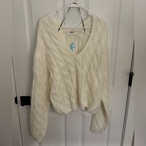 Oversized knitted sweater